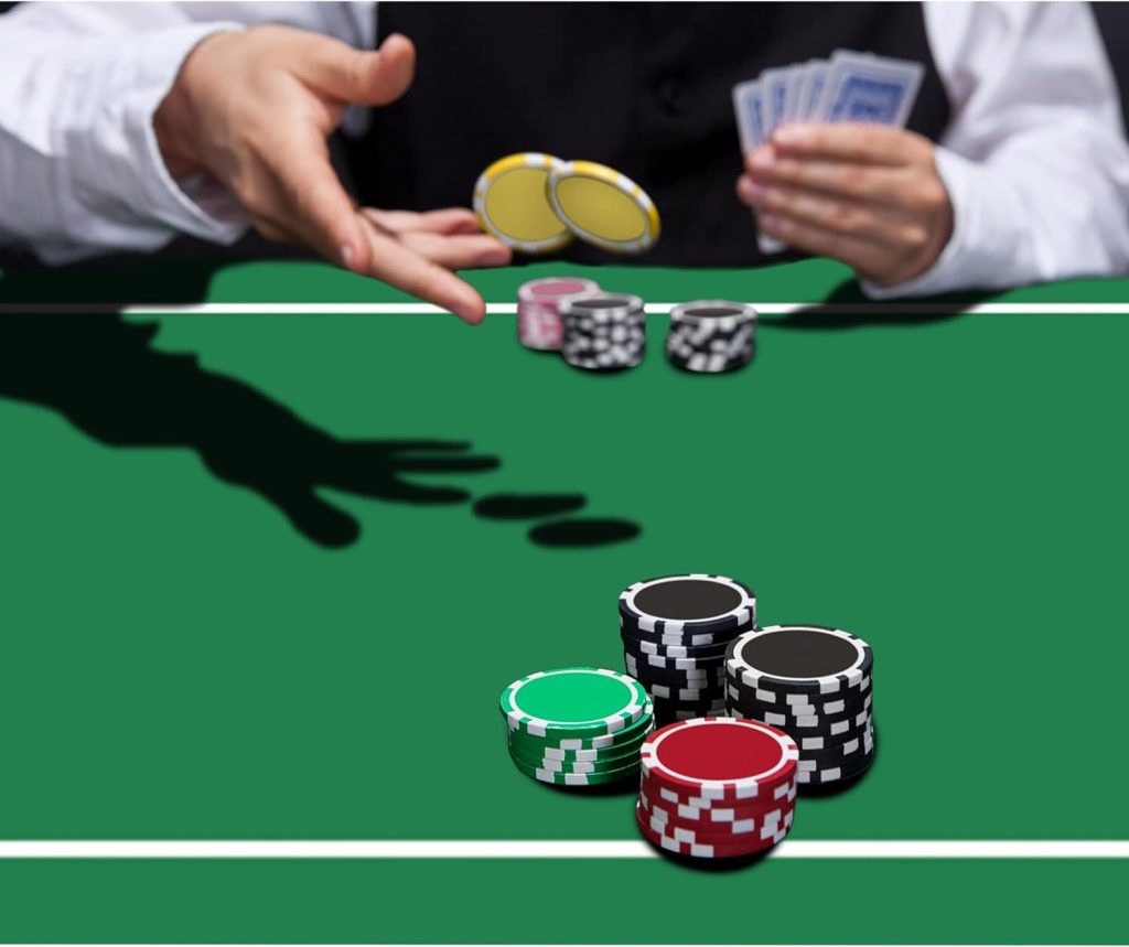 nuveti 71 x 35/47 x 24/94 x 47 Foldable Texas Poker Card Tabletop Layout Portable Anti-Slip Rubber Board Game Mat with Cup Holders and Carrying Bag Grade Mat